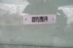 Изображение товара 123877 - 00123877 steklo dveri zadnej levoj 2