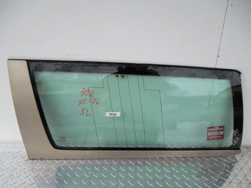 Изображение товара 123909 - 00123909 steklo kuzovnoe levoe Volvo XC70