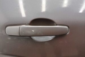 Изображение товара 123959 - 00123959 dver zadnyaya pravaya Pontiac Vibe 1