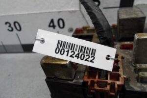 Изображение товара 124022 - 00124022 blok predokhranitelej Toyota Venza 1