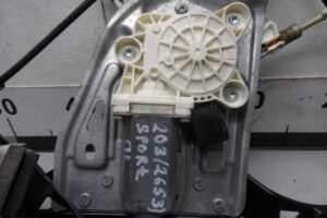 Изображение товара 124027 - 00124027 steklopodemnik perednij levyj Honda Pilot 2