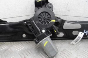 Изображение товара 124332 - 00124332 steklopodemnik zadnij levyj 2