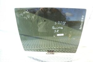 Изображение товара 124350 - 00124350 steklo dveri zadnej pravoj