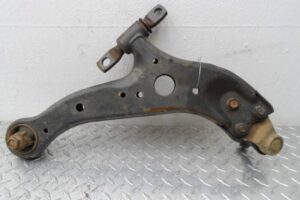 Изображение товара 124425 - 00124425 rychag perednij levyj nizhnij Subaru Legacy 1