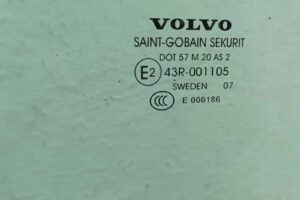 Изображение товара 124545 - 00124545 steklo dveri zadnej pravoj Volvo 440 1