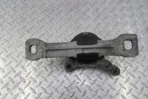 Изображение товара 124567 - 00124567 podushka krepleniya dvigatelya 2