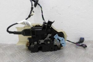 Изображение товара 124578 - 00124578 zamok dveri zadnej pravoj Mercedes A klasse 2