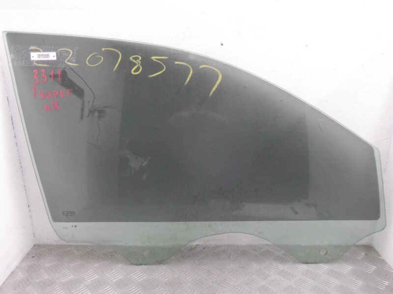 Изображение товара 124592 - 00124592 steklo dveri perednej pravoj Toyota Matrix