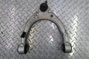 Изображение товара 124618 - 00124618 rychag perednij pravyj verkhnij Toyota Corolla Verso 1