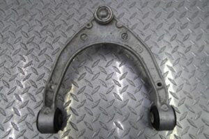 Изображение товара 124618 - 00124618 rychag perednij pravyj verkhnij Toyota Corolla Verso