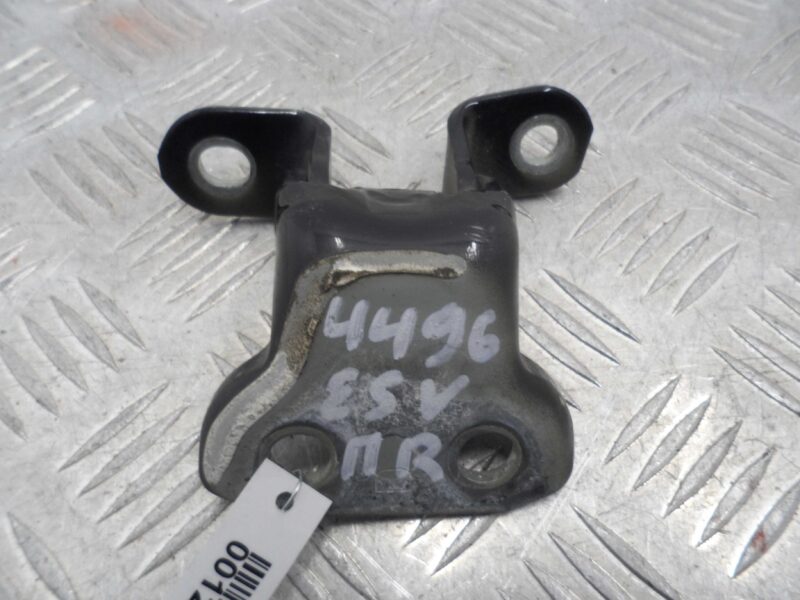 Изображение товара 124658 - 00124658 petlya dveri perednyaya Chevrolet Blazer