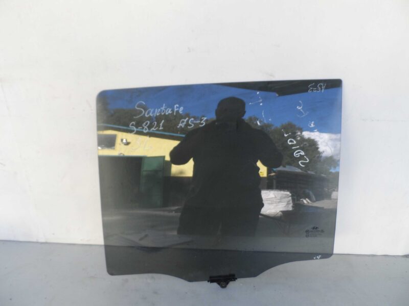 Изображение товара 124676 - 00124676 steklo dveri zadnej levoj