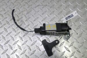 Изображение товара 124888 - 00124888 aktivator zamka kryshki toplivnogo baka Audi TT