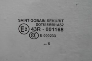 Изображение товара 125028 - 00125028 steklo dveri perednej pravoj Toyota Matrix 2