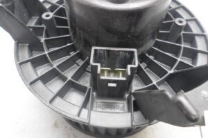 Изображение товара 125221 - 00125221 ventilyator otopitelya (motorchik pechki) Skoda Yeti 3