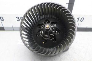 Изображение товара 125221 - 00125221 ventilyator otopitelya (motorchik pechki) Skoda Yeti