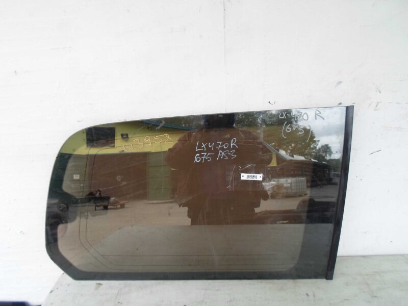 Изображение товара 125279 - 00125279 steklo kuzovnoe pravoe BMW 3 Series