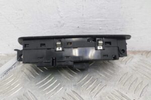 Изображение товара 125310 - 00125310 knopka steklopodemnika 2