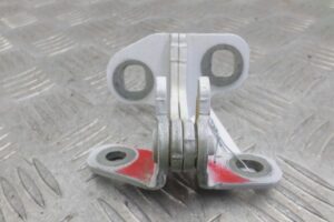 Изображение товара 125646 - 00125646 petlya dveri zadnyaya 2