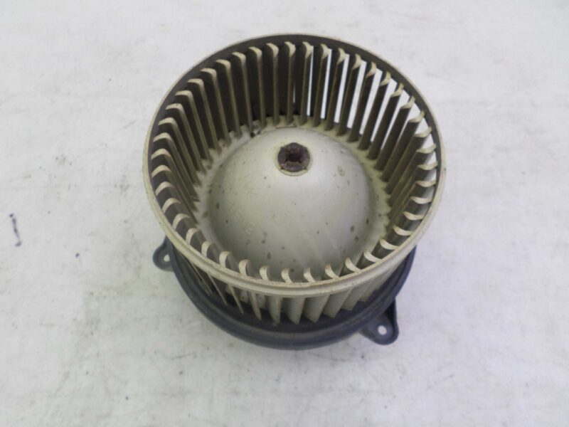 Изображение товара 125683 - 00125683 ventilyator otopitelya (motorchik pechki)