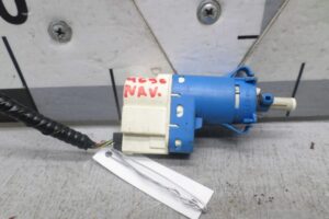 Изображение товара 125716 - 00125716 datchik stop signala (lyagushka) Chrysler Sebring 1