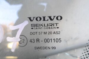 Изображение товара 125728 - 00125728 steklo kuzovnoe pravoe Volvo 850 2