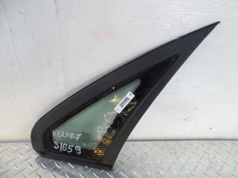 Изображение товара 125728 - 00125728 steklo kuzovnoe pravoe Volvo 850