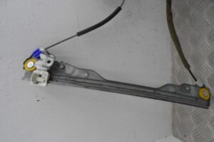 Изображение товара 125752 - 00125752 steklopodemnik perednij pravyj 2