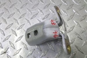 Изображение товара 126010 - 00126010 petlya dveri perednyaya 