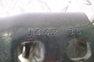 Изображение товара 126010 - 00126010 petlya dveri perednyaya 2