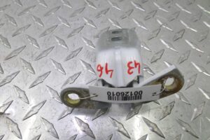 Изображение товара 126010 - 00126010 petlya dveri perednyaya 3