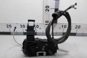 Изображение товара 126276 - 00126276 zamok dveri perednej levoj 3