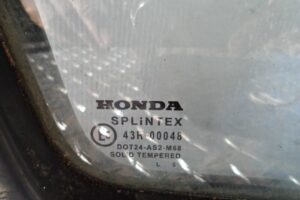 Изображение товара 126419 - 00126419 steklo dveri zadnej pravoj Hyundai Matrix 2