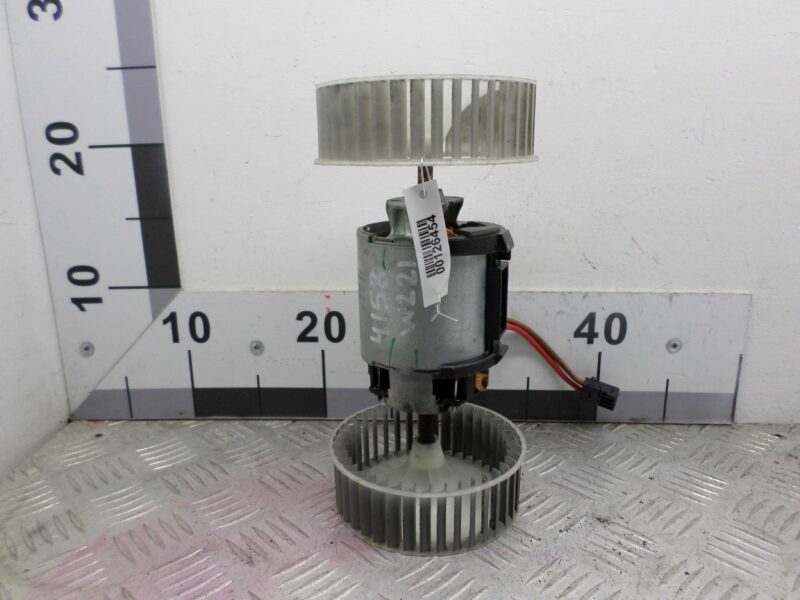 Изображение товара 126454 - 00126454 ventilyator otopitelya (motorchik pechki) Ford Scorpio