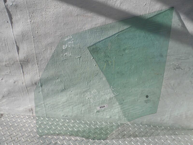 Изображение товара 126505 - 00126505 steklo dveri perednej levoj Bentley Continental