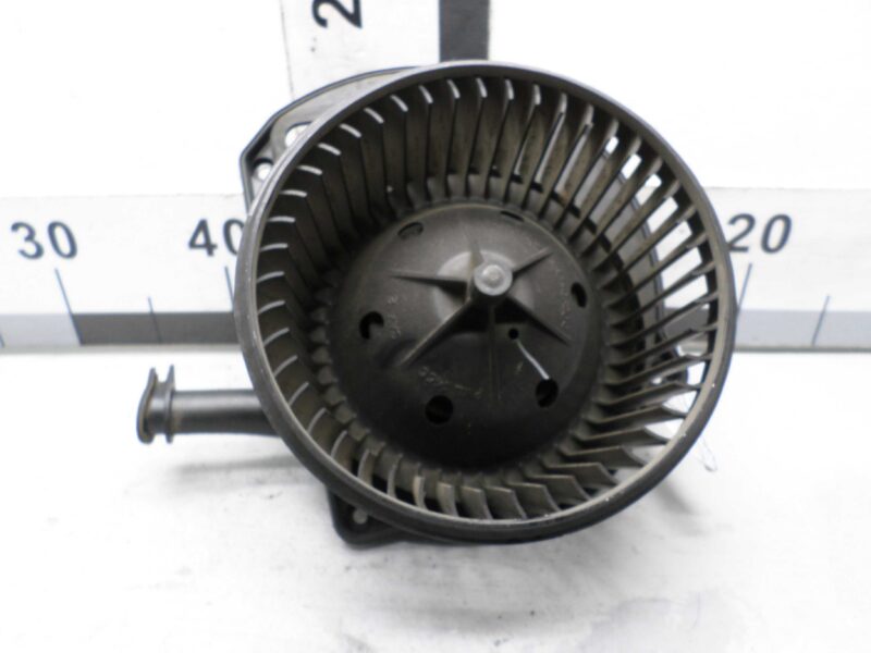 Изображение товара 126712 - 00126712 ventilyator otopitelya (motorchik pechki)