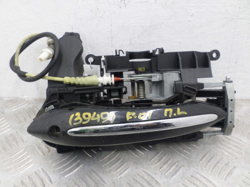 Изображение товара 126717 - 00126717 ruchka naruzhnaya perednyaya levaya