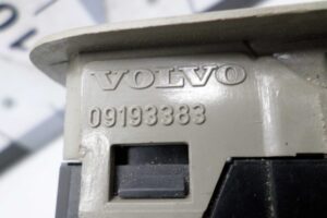 Изображение товара 126758 - 00126758 knopka steklopodemnika Volvo XC70 3