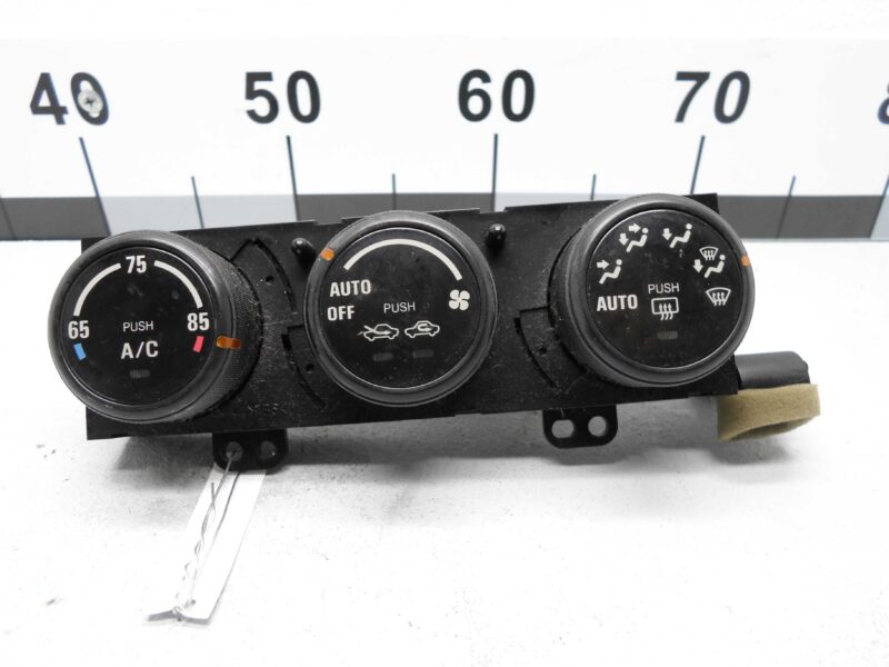 Изображение товара 127010 - 00127010 pereklyuchatel otopitelya Porsche Macan