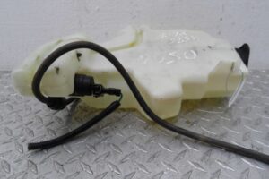 Изображение товара 127266 - 00127266 bachok omyvatelya Pontiac Vibe 2