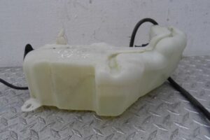 Изображение товара 127266 - 00127266 bachok omyvatelya Pontiac Vibe 3