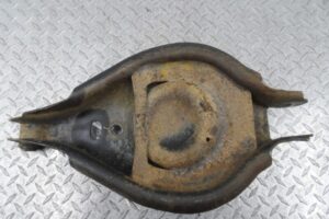 Изображение товара 127500 - 00127500 rychag zadnij pravyj nizhnij Pontiac Vibe 3