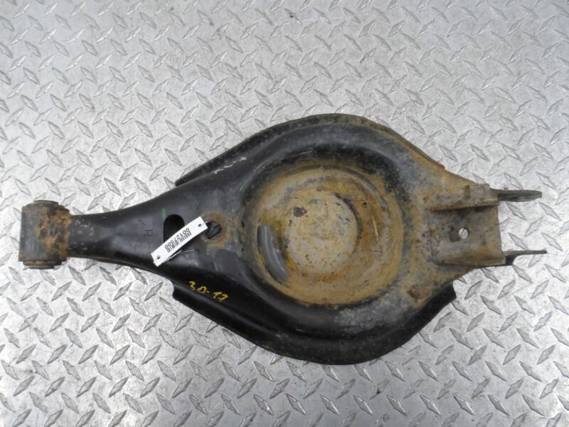 Изображение товара 127500 - 00127500 rychag zadnij pravyj nizhnij Pontiac Vibe