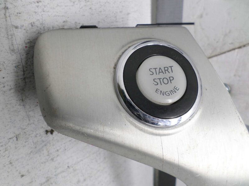 Изображение товара 127541 - 00127541 knopka salona Lexus LS