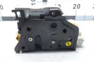 Изображение товара 127618 - 00127618 zamok dveri zadnej levoj Toyota Corolla Verso 1