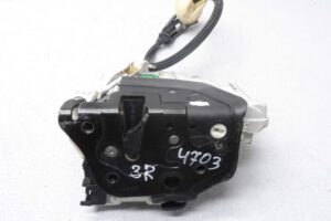 Изображение товара 102830 - 00127618 zamok dveri zadnej pravoj Toyota Corolla Verso