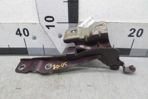 Изображение товара 127816 - 00127814 petlya kapota levaya Audi TT 2