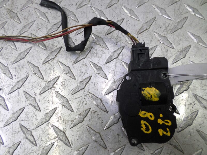 Изображение товара 127854 - 00127854 motorchik zaslonki pechki