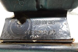 Изображение товара 127866 - 00127866 petlya dveri perednyaya 1