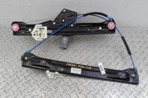 Изображение товара 127957 - 00127957 steklopodemnik perednij pravyj 